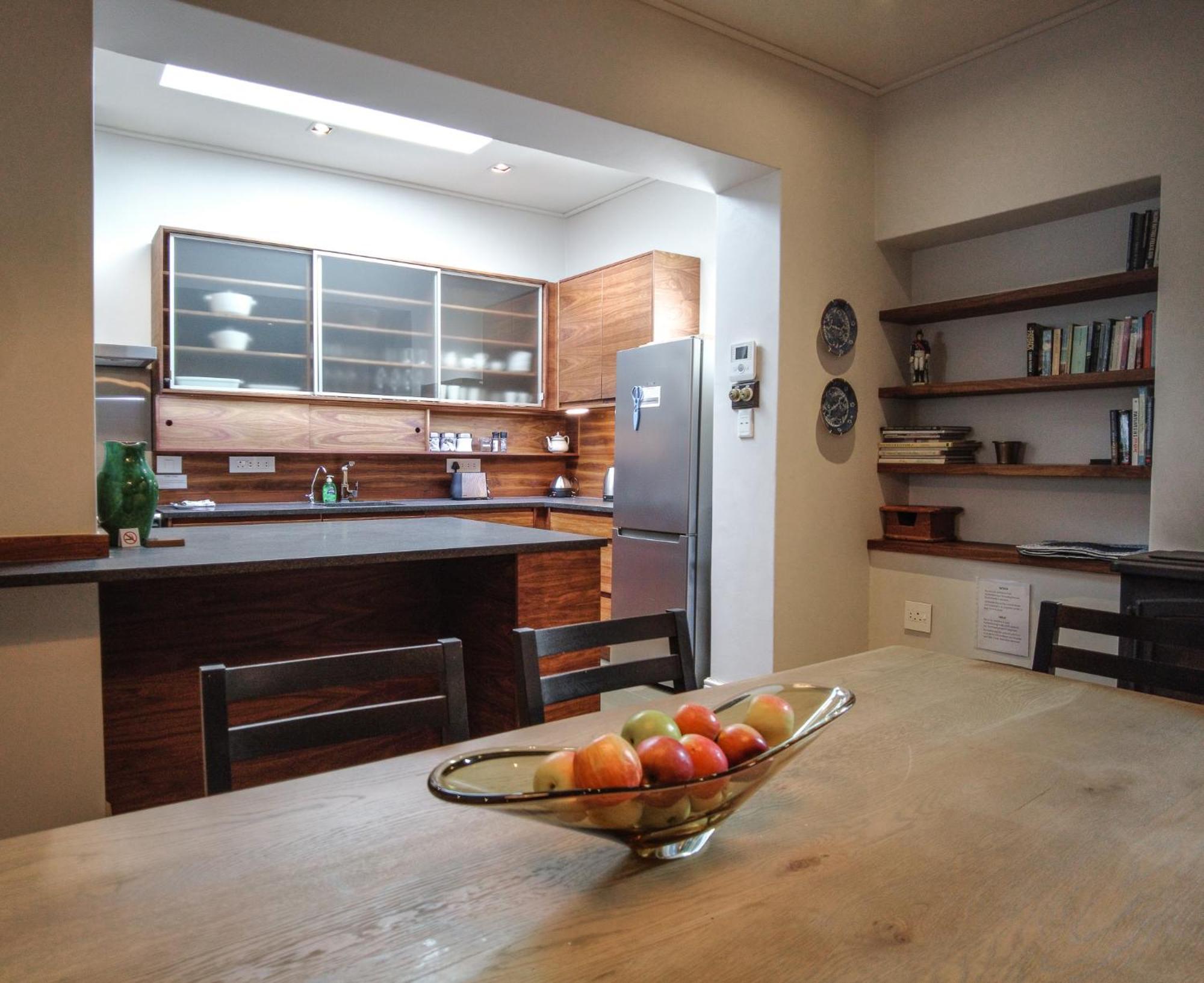Отель Laanhof Victorian House Self-Catering Стелленбос Экстерьер фото